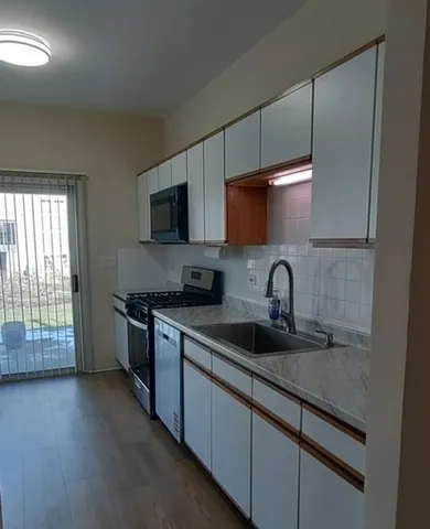 $350,000 | 1179 Edington Court, Carol Stream, IL 60188