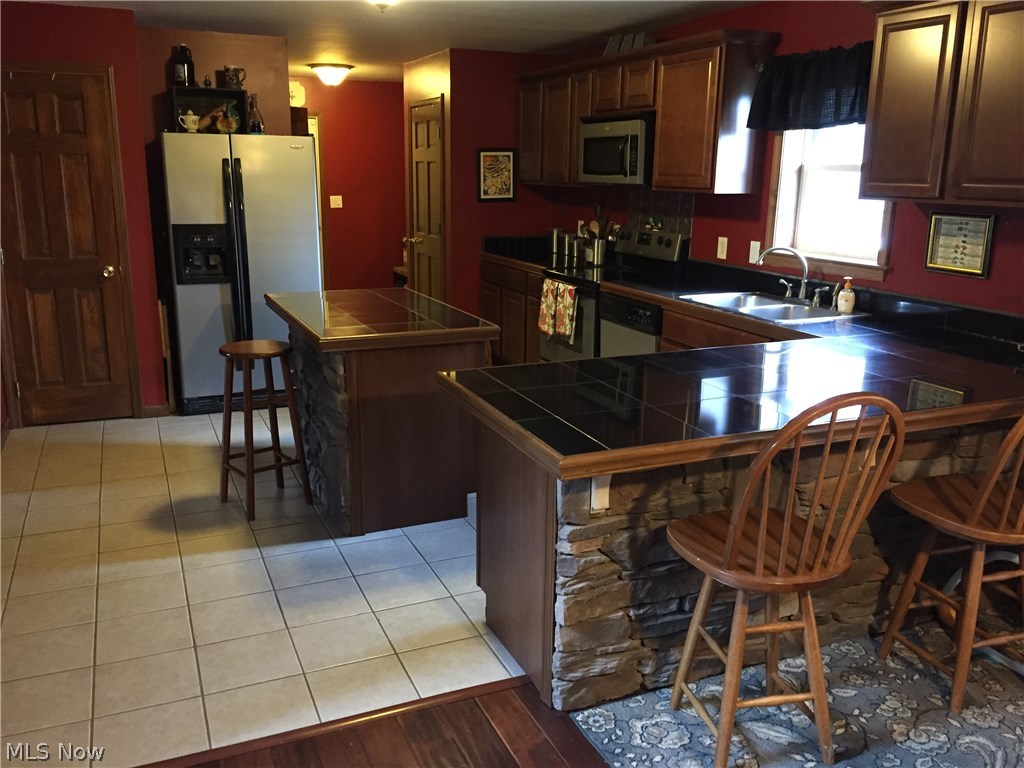 3669 State Road South Ashtabula, OH 44004 - Photo 5 of 18