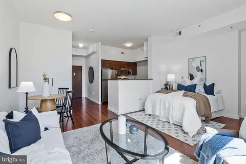 $275,000 | 1000 New Jersey Avenue Southeast, Unit 1221, Washington, DC 20003