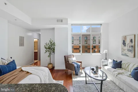 $275,000 | 1000 New Jersey Avenue Southeast, Unit 1221, Washington, DC 20003