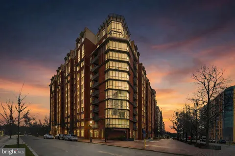 $275,000 | 1000 New Jersey Avenue Southeast, Unit 1221, Washington, DC 20003