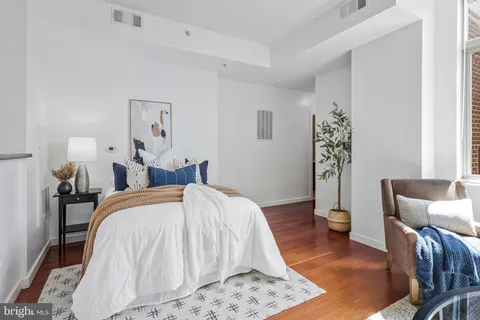 $275,000 | 1000 New Jersey Avenue Southeast, Unit 1221, Washington, DC 20003