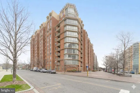 $275,000 | 1000 New Jersey Avenue Southeast, Unit 1221, Washington, DC 20003