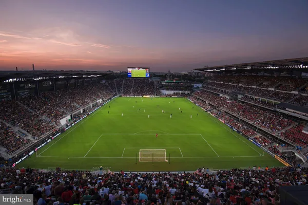 $275,000 | 1000 New Jersey Avenue Southeast, Unit 1221, Washington, DC 20003