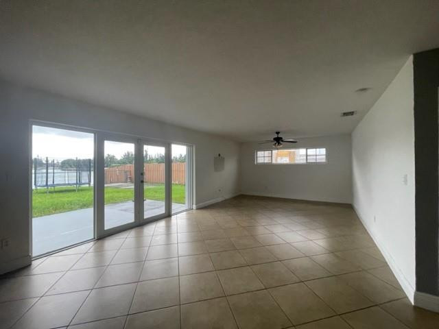 7871 Northwest 181st Street Hialeah, FL 33015 - Photo 14 of 25 Photo 14