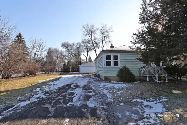 $165,000 | 1525 Idlewild Drive, Round Lake Beach, IL 60073