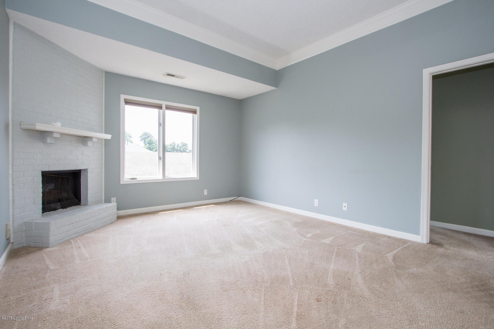 254 Moser Road Louisville, KY 40223 - Photo 6 of 35 JThomasPhotography-254 Moser-5