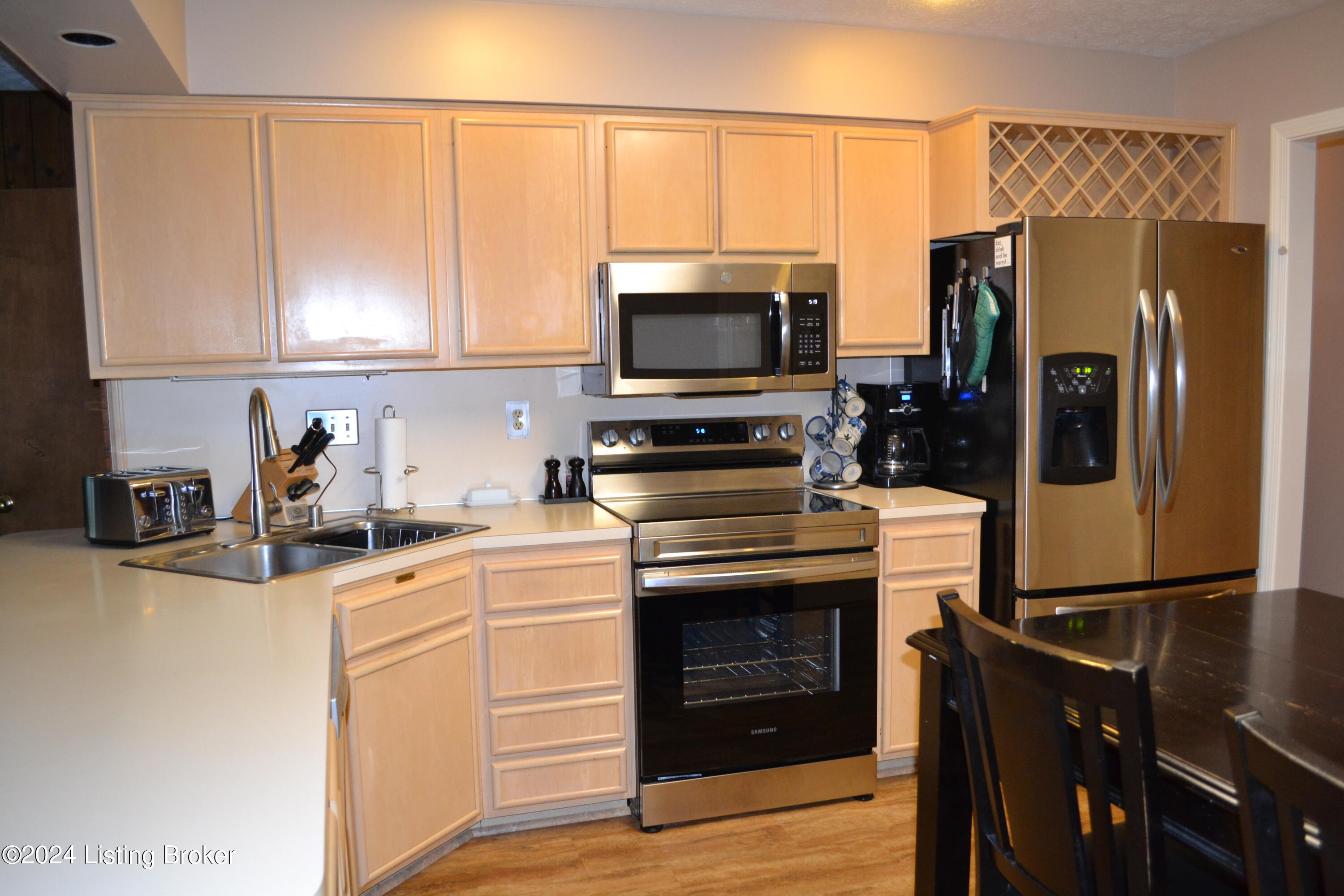 9302 Collingwood Road Louisville, KY 40299 - Photo 36 of 82 DSC_0036