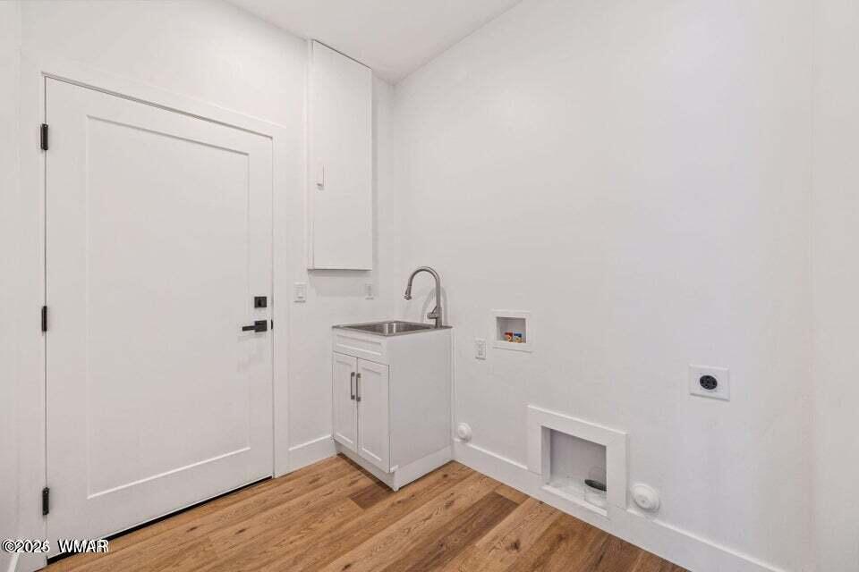 463 Megans Loop Lakeside, AZ 85929 - Photo 17 of 21 laundry