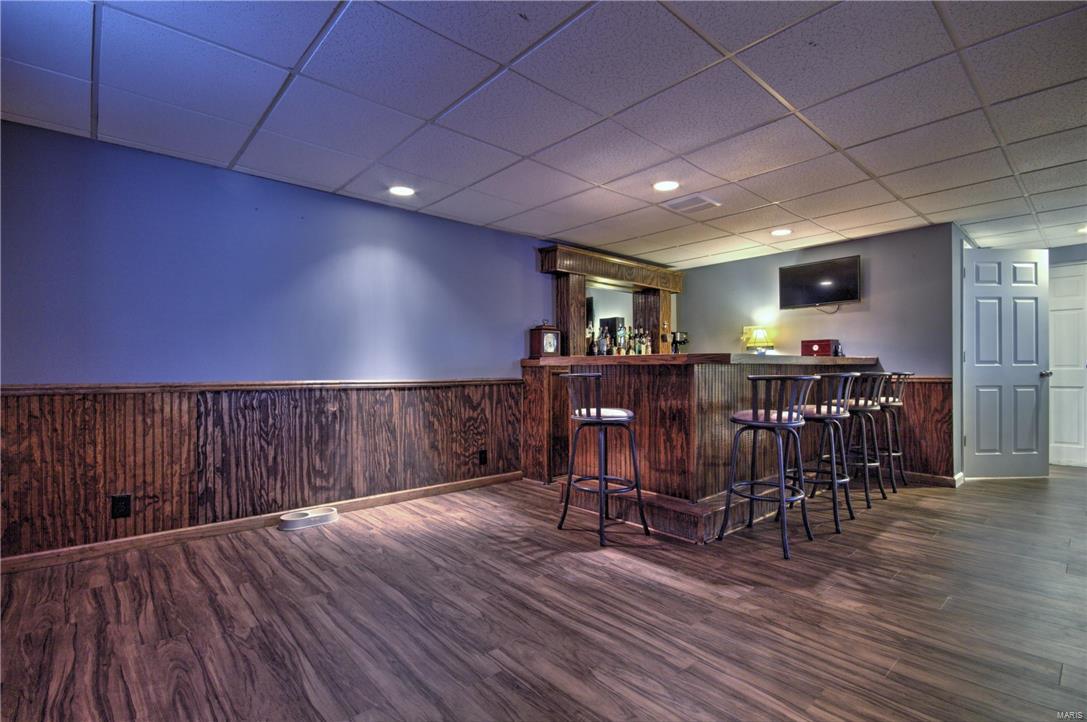 927 Buckley Road St. Louis, MO 63125 - Photo 16 of 22 Gallery Image 16