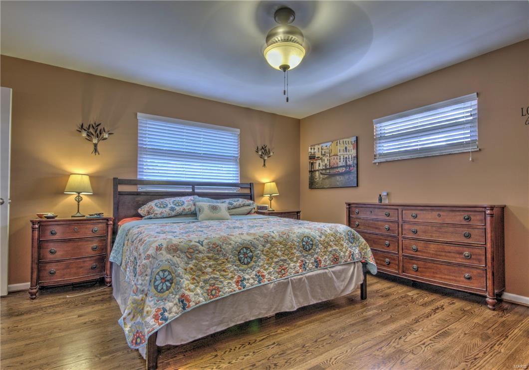 927 Buckley Road St. Louis, MO 63125 - Photo 10 of 22 Gallery Image 10