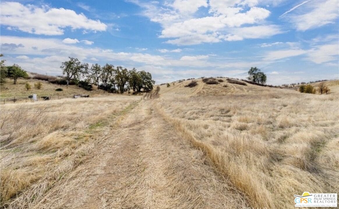17315 Rancho Tehama Road Corning, CA 96021 - Photo 2 of 11