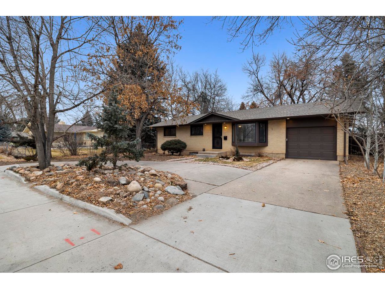 404 East Drake Road Fort Collins, CO 80525 - Photo 2 of 30 South facing, pull-through circular driveway