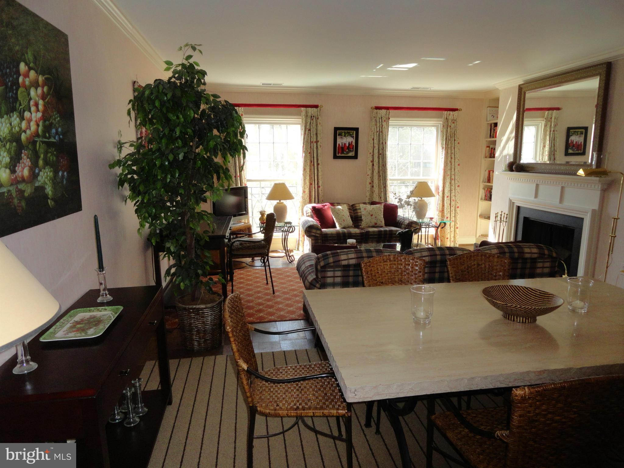 3233 Sutton Place Northwest, Unit A Washington, DC 20016 - Photo 11 of 25 Interior (General)