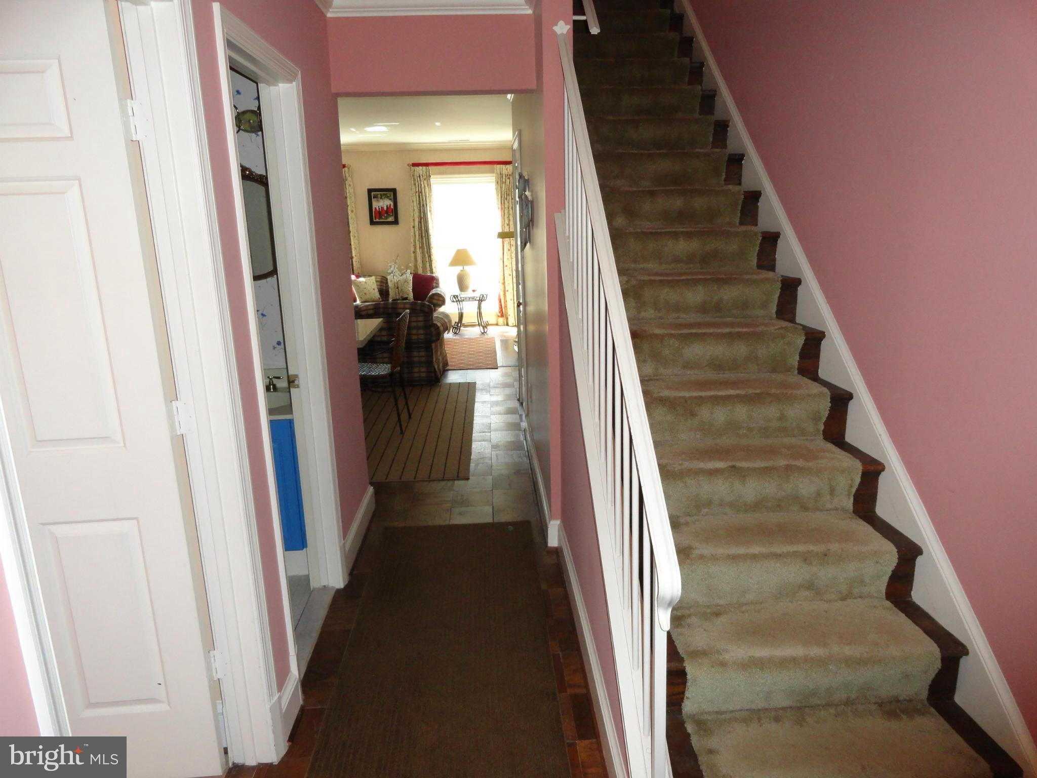 3233 Sutton Place Northwest, Unit A Washington, DC 20016 - Photo 4 of 25 Interior (General)