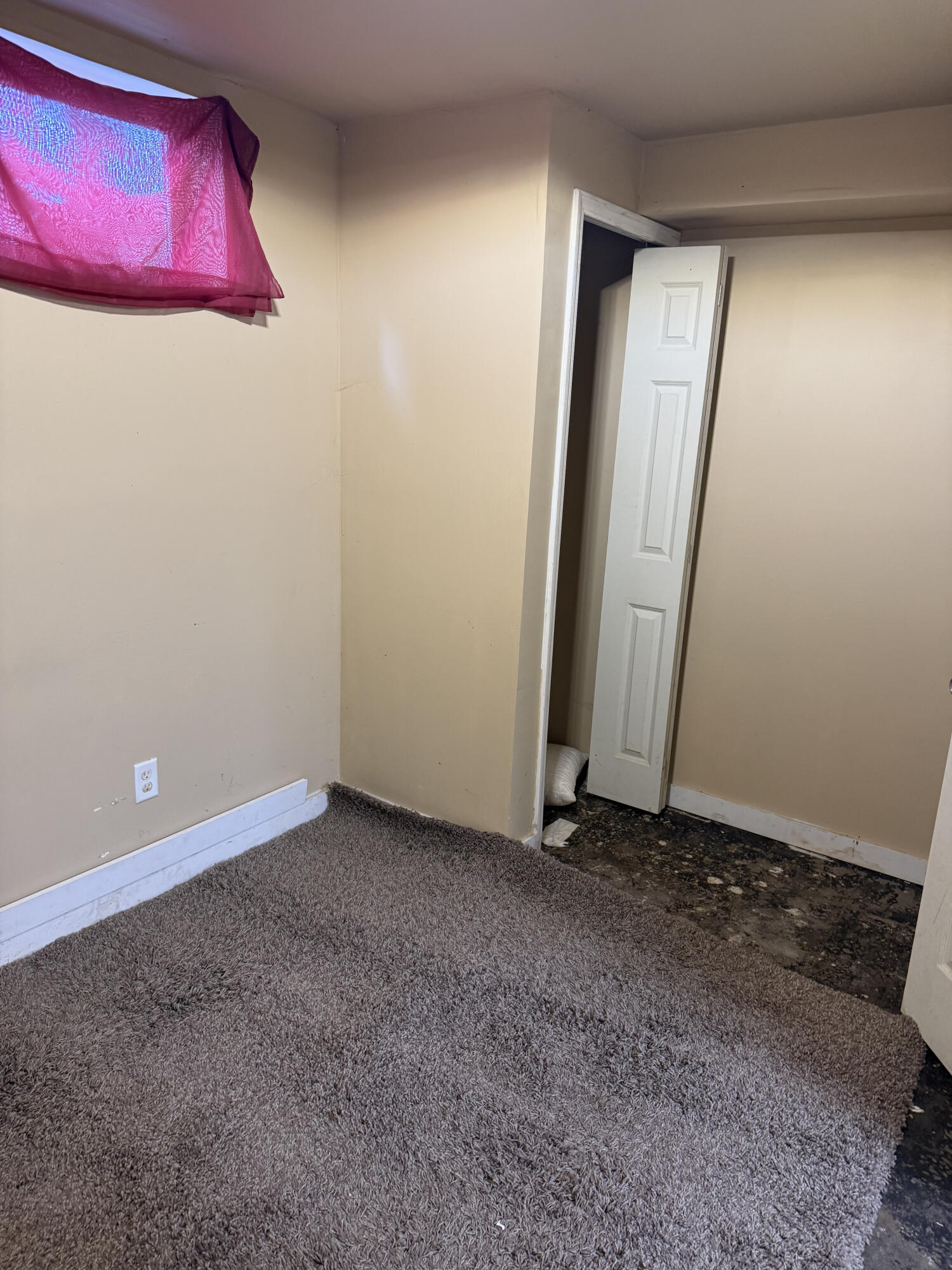 833 Fillmore Street Gary, IN 46402 - Photo 12 of 14 1500x2000