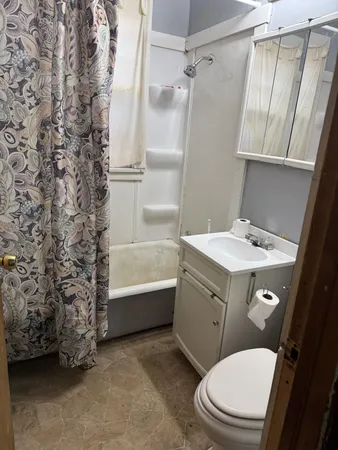 $89,999 | 833 Fillmore Street, Gary, IN 46402