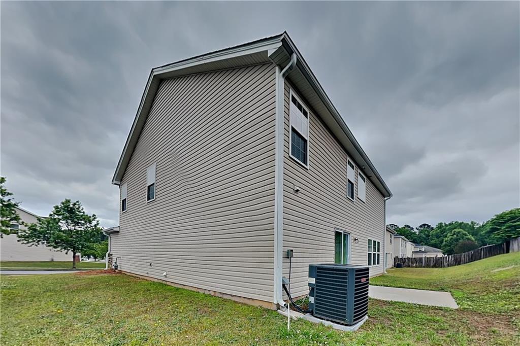 2068 White Top Road Southeast Lawrenceville, GA 30045 - Photo 17 of 19