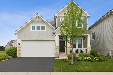 $699,000 | 1454 Somerset Place, Barrington, IL 60010