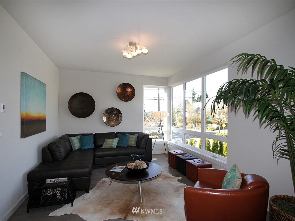 701 North 83rd Street Seattle, WA 98103 - Photo 6 of 18 Gallery Image 6