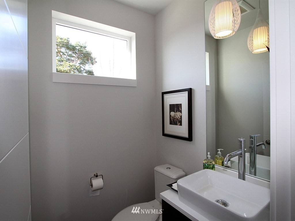 701 North 83rd Street Seattle, WA 98103 - Photo 7 of 18 Gallery Image 7