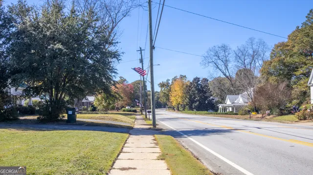 $234,999 | 17942 Main Street, Woodbury, GA 30293
