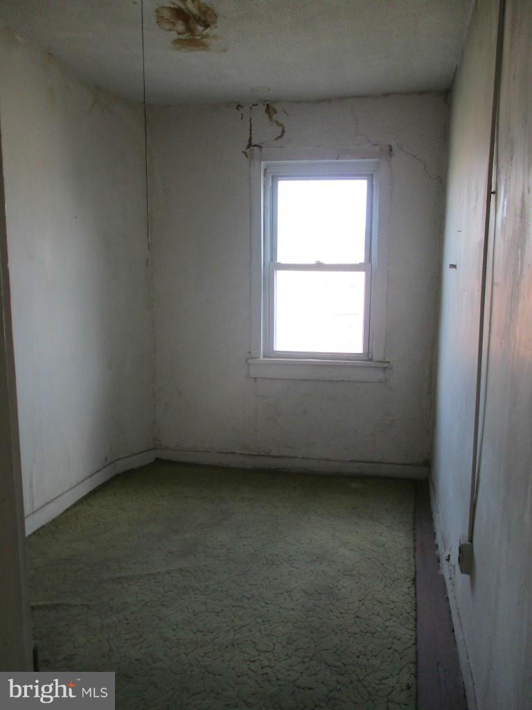 1611 Rutland Avenue Baltimore, MD 21213 - Photo 10 of 11 Bedroom