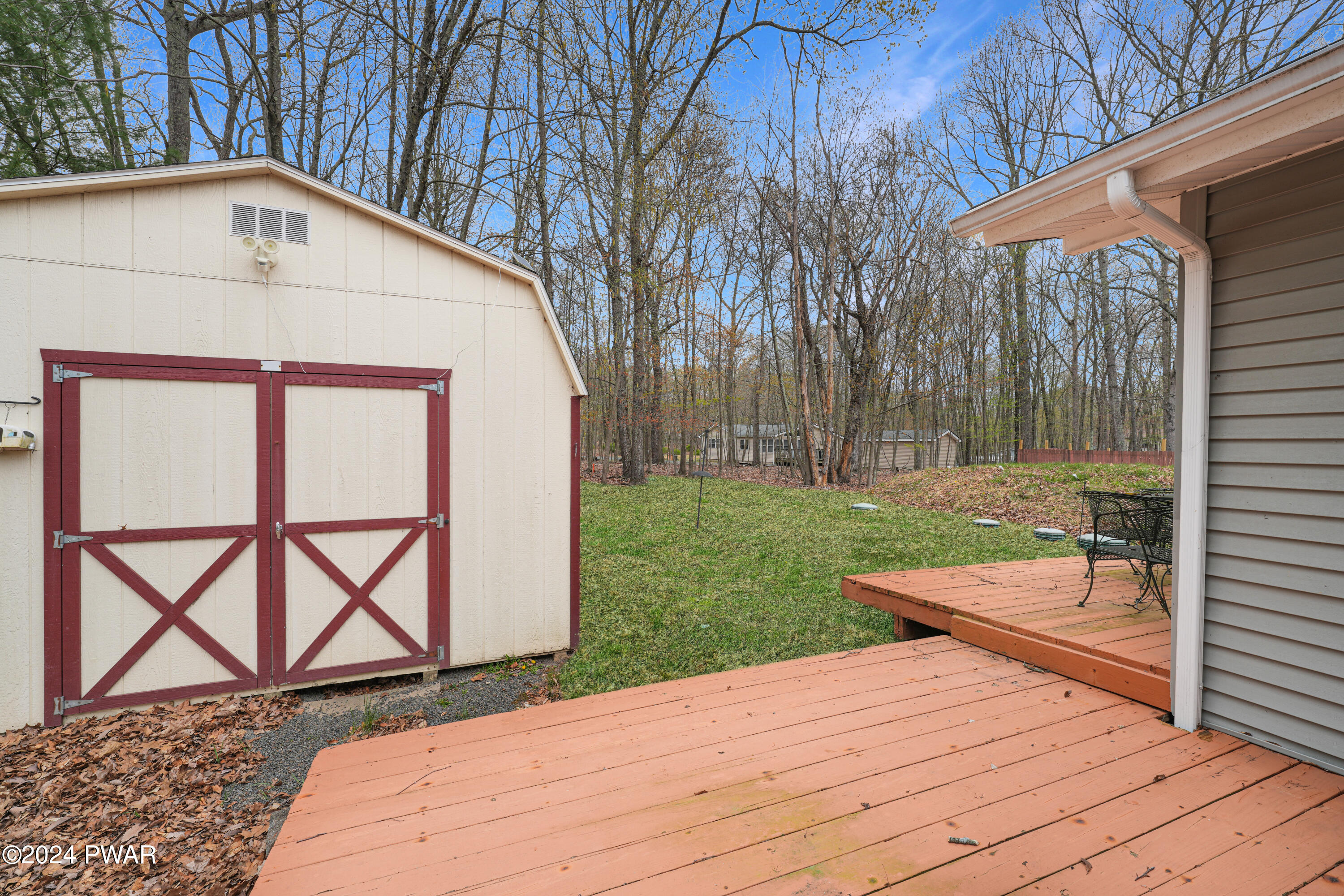232 Traverse Road Dingmans Ferry, PA 18328 - Photo 21 of 23 LEX00228 copy