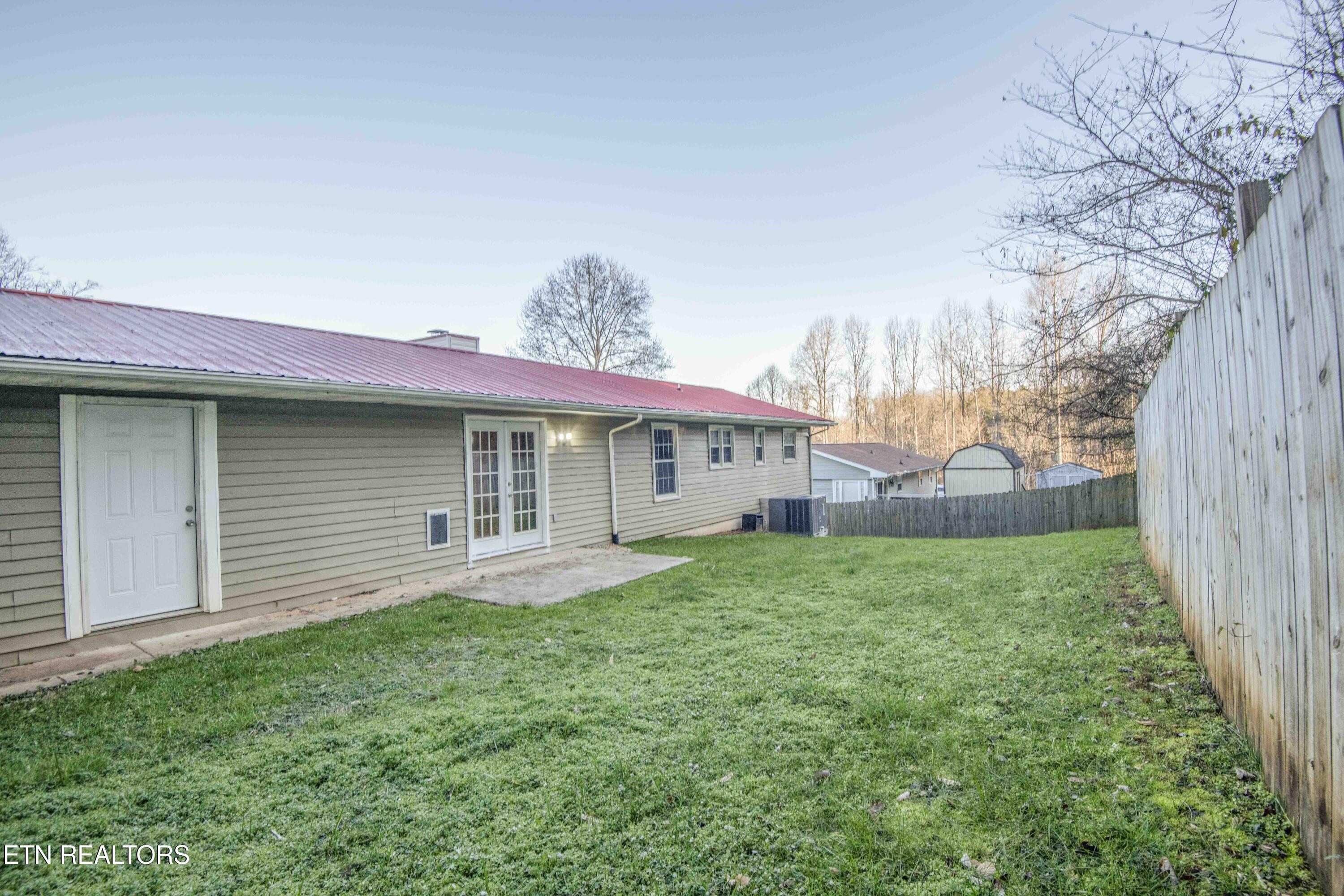 111 Valley View Lane Heiskell, TN 37754 - Photo 38 of 41 yard 3_1