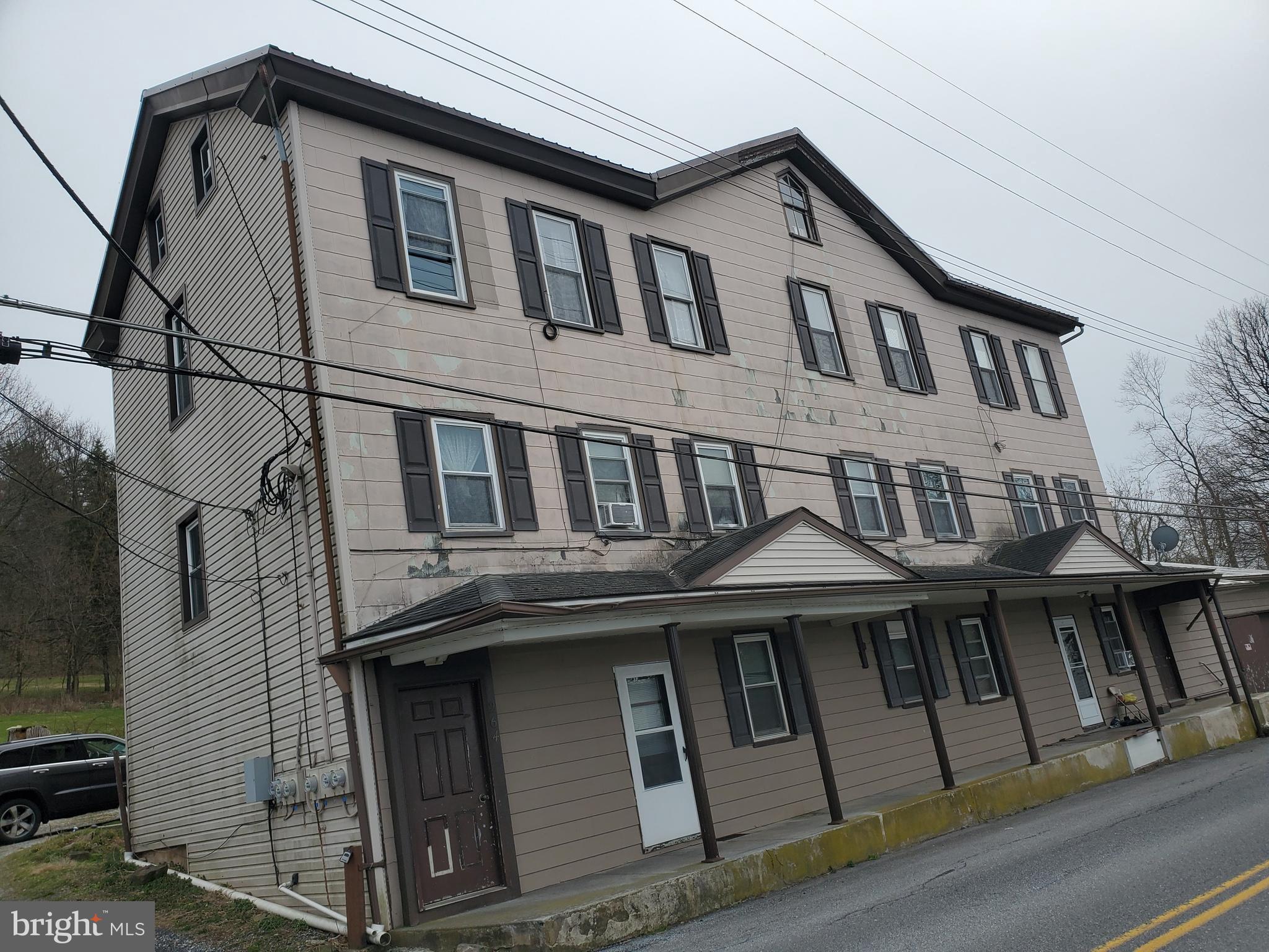 264 Rexmont Road Lebanon, PA 17042 - Photo 2 of 5 Gallery Image 2