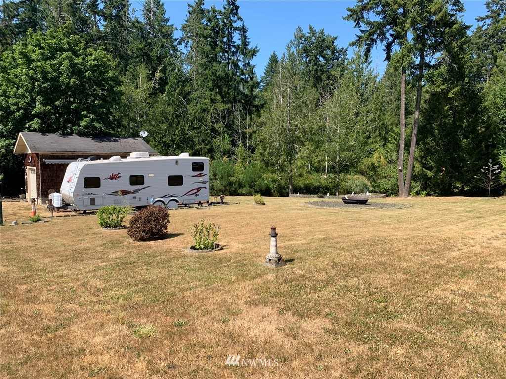 261 East Orchard Beach Road Grapeview, WA 98546 - Photo 11 of 20 Gallery Image 11