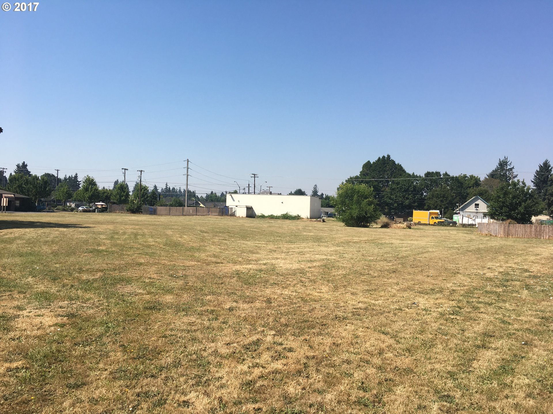 3835 River Road Eugene, OR 97404 - Photo 4 of 13