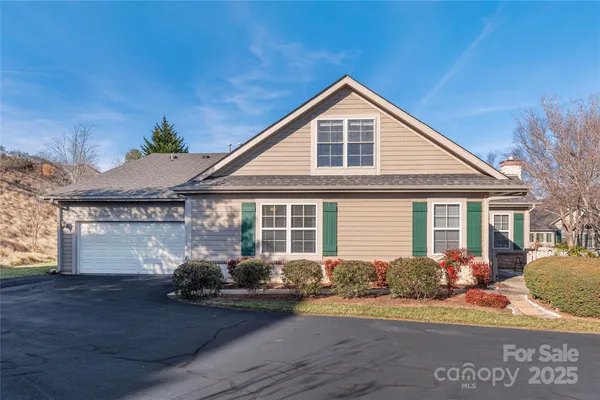 $465,000 | 122 Outlook Circle, Swannanoa, NC 28778