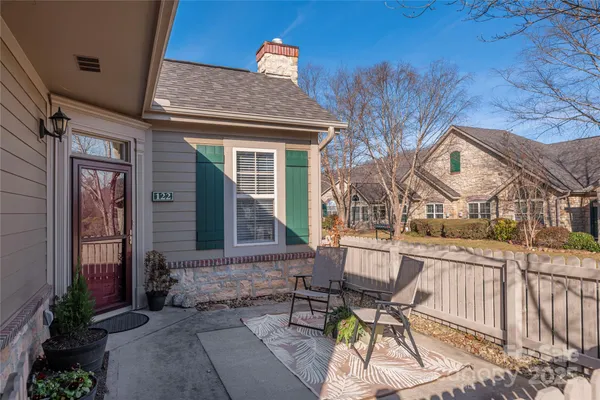 $465,000 | 122 Outlook Circle, Swannanoa, NC 28778
