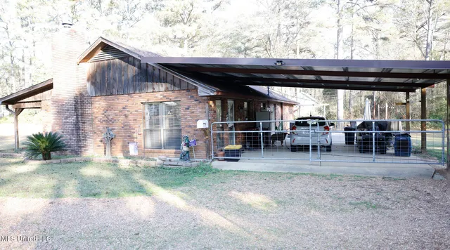 $200,000 | 1182 Robb Street, Summit, MS 39666