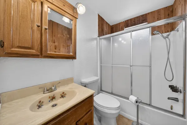 $429,900 | 8566 Placer Road, Redding, CA 96001