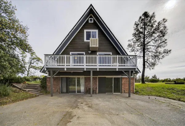 $429,900 | 8566 Placer Road, Redding, CA 96001