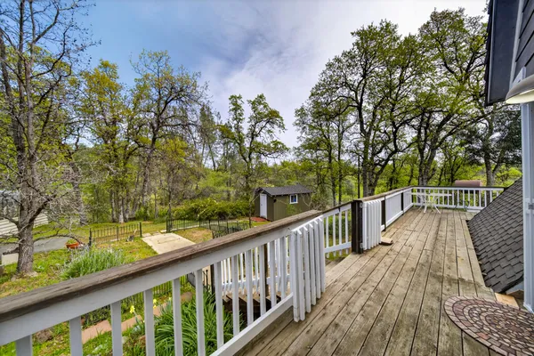 $429,900 | 8566 Placer Road, Redding, CA 96001