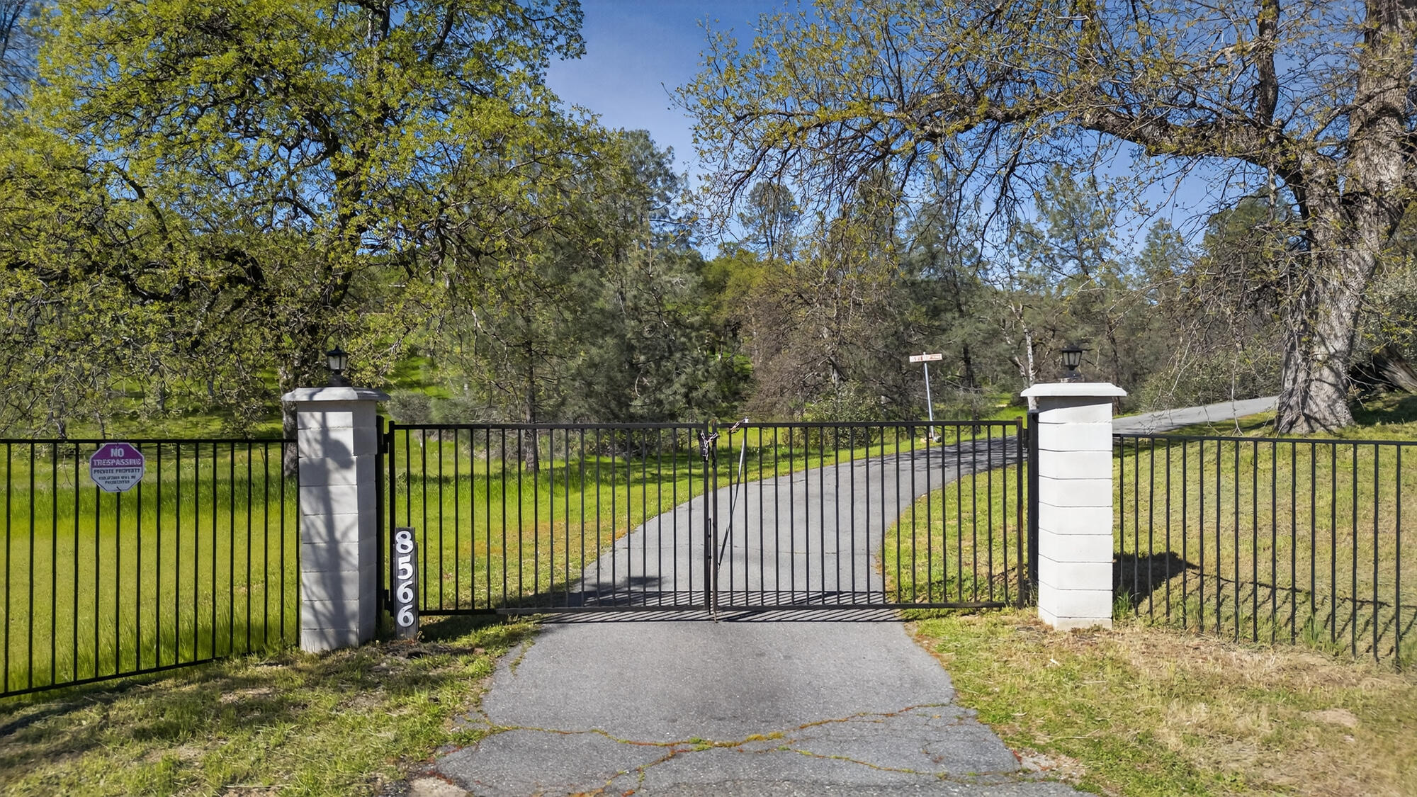 8566 Placer Road Redding, CA 96001 - Photo 53 of 66 8566 Placer Rd-06