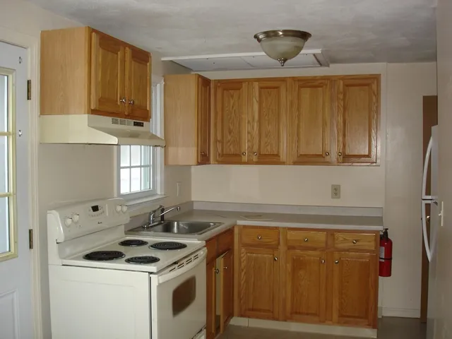 $1,750 | 10 Spaulding Road, Unit A, Shirley, MA 01464