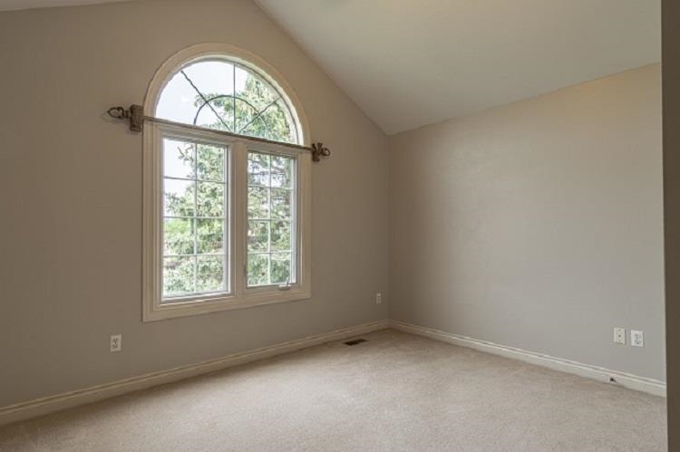 3847 Elk Drive Rochester, MI 48306 - Photo 39 of 85 50051693-38.JPG