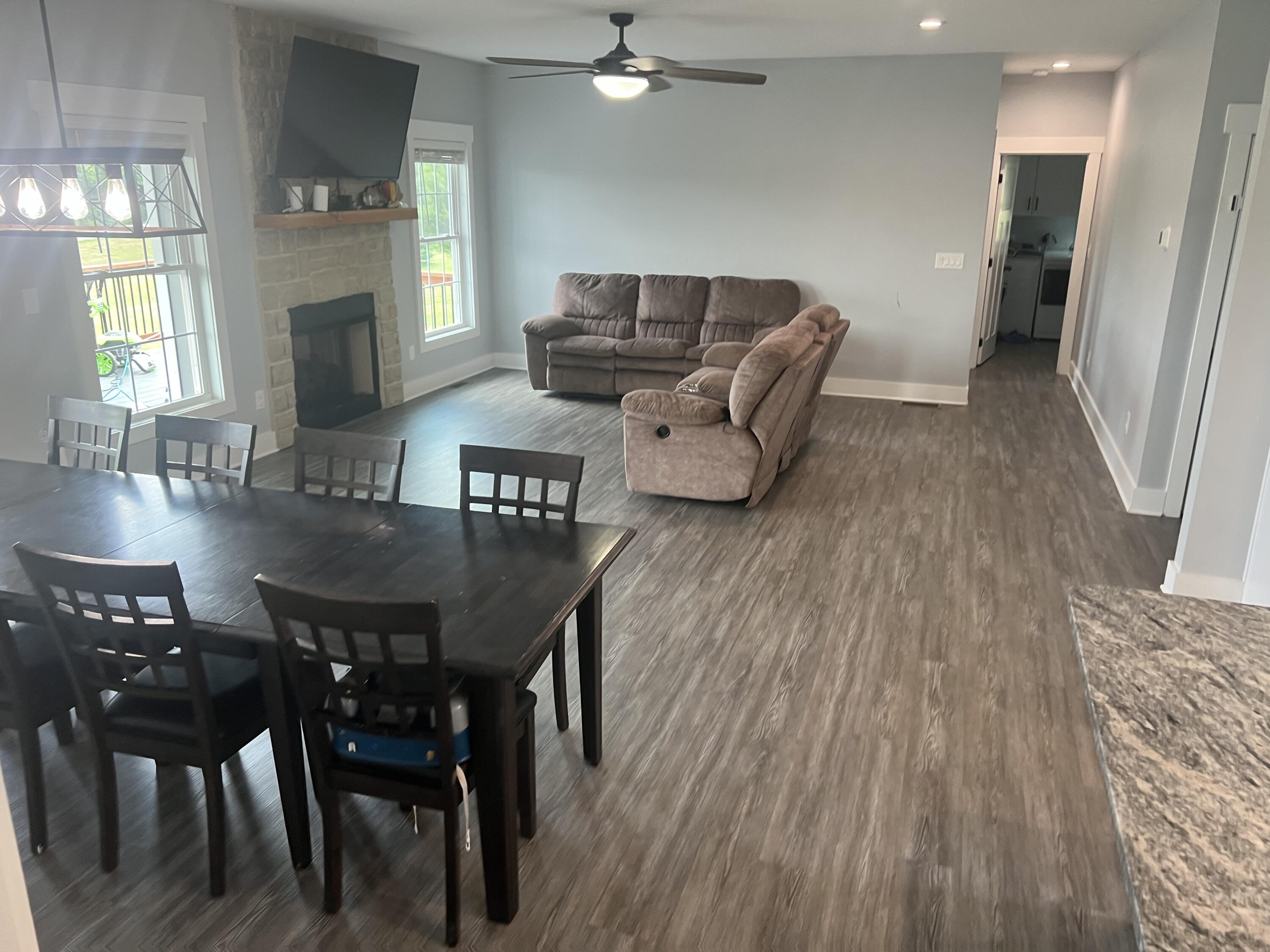 106 Bryans Way Lancaster, KY 40444 - Photo 12 of 57 F7539C05-90BC-4316-A58C-2E00E78C3494