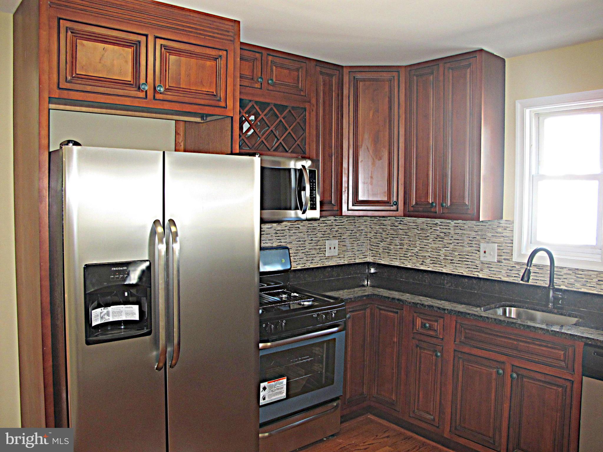 3204 Willoughby Road Baltimore, MD 21234 - Photo 3 of 17 Kitchen