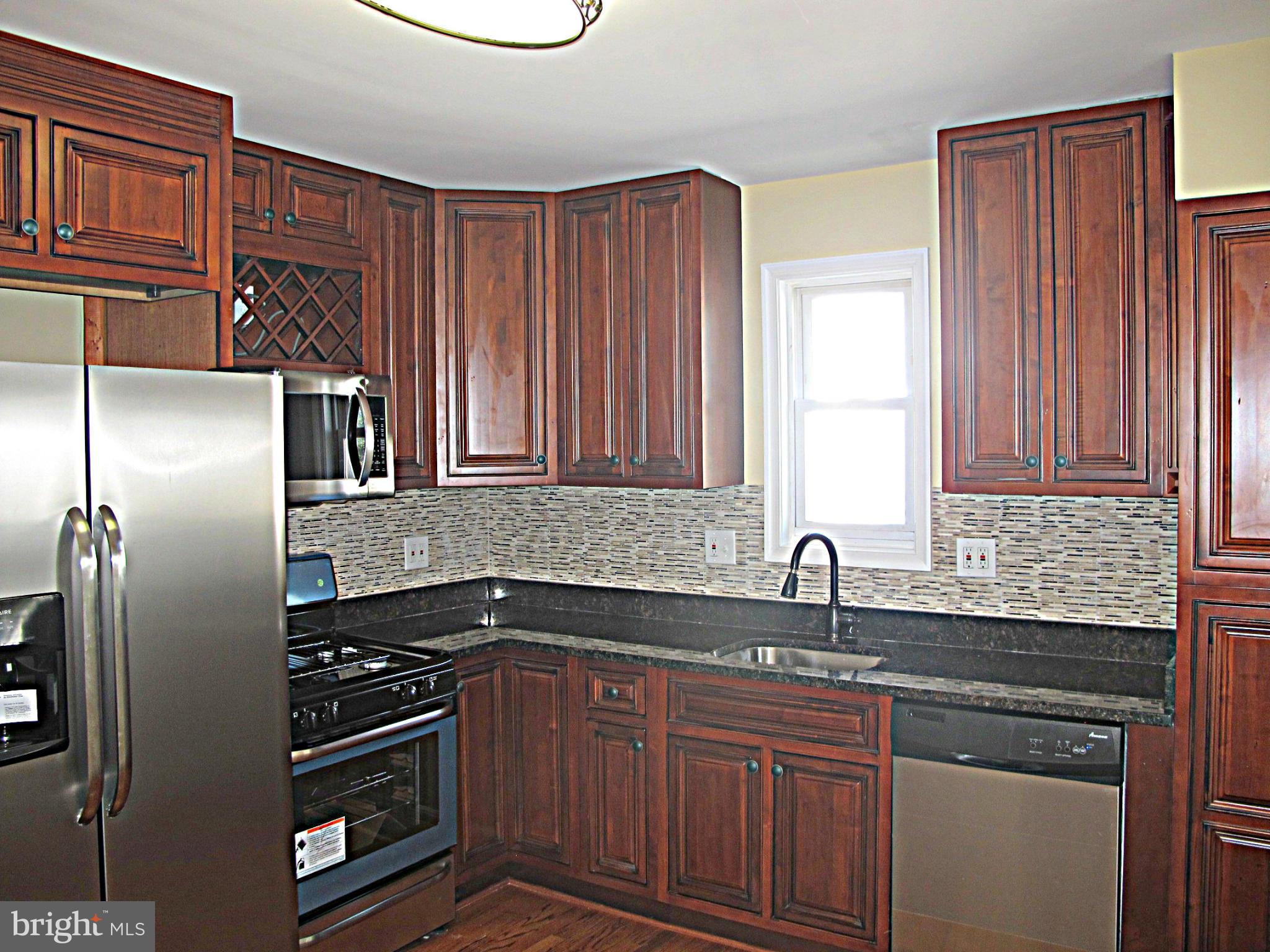 3204 Willoughby Road Baltimore, MD 21234 - Photo 4 of 17 Kitchen