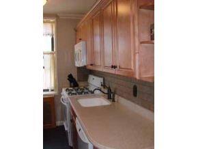 7259 Shore Road, Unit 6B Brooklyn, NY 11209 - Photo 2 of 8 Kitchen