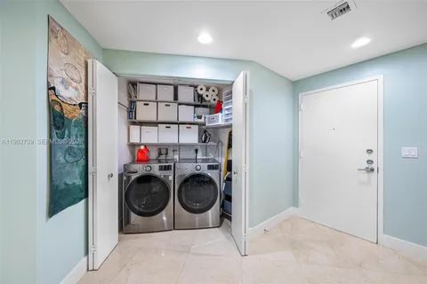 $575,000 | 3030 Northeast 188th Street, Unit 404, Aventura, FL 33180