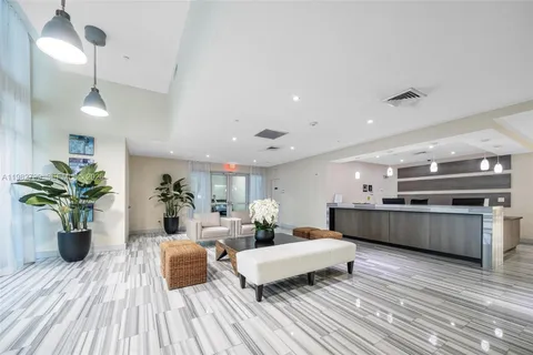 $575,000 | 3030 Northeast 188th Street, Unit 404, Aventura, FL 33180