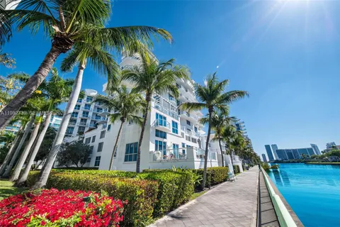 $575,000 | 3030 Northeast 188th Street, Unit 404, Aventura, FL 33180