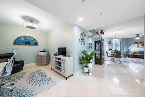 $575,000 | 3030 Northeast 188th Street, Unit 404, Aventura, FL 33180