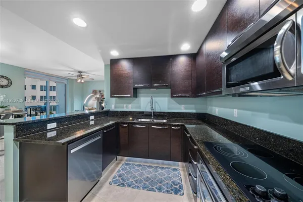 $575,000 | 3030 Northeast 188th Street, Unit 404, Aventura, FL 33180